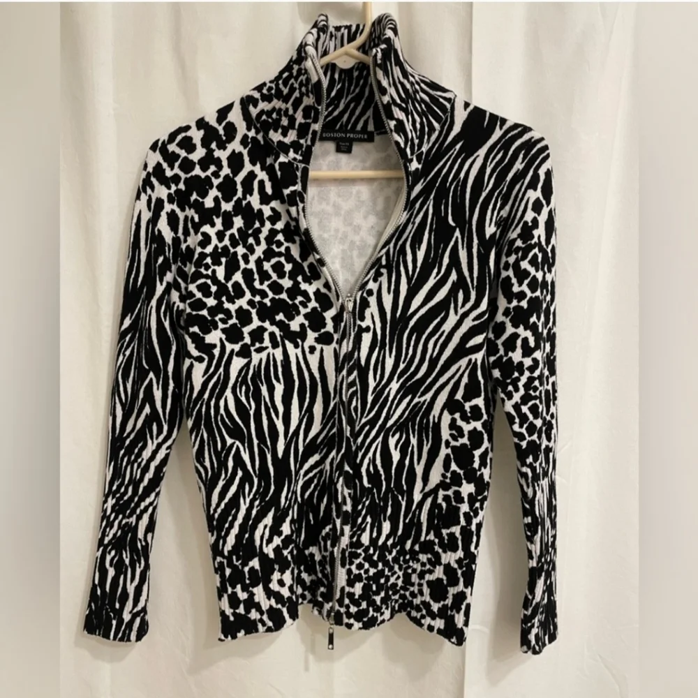 BOSTON PROPER ZIP FRONT ZEBRA BLOCK PRINT SWEATER SIZE 0 BLACK & BONE  ☆ - Picture 2 of 13
